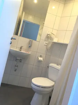 Le Petit Hotell 3*