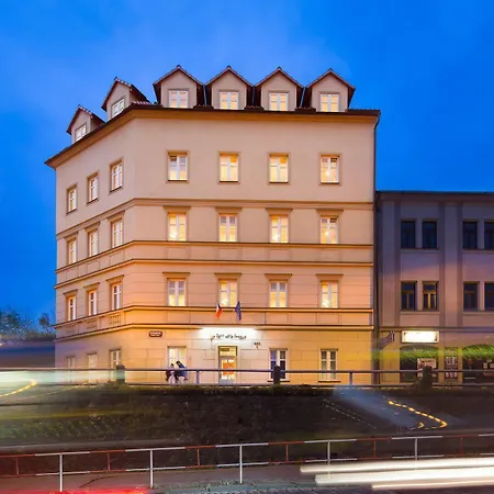 Le Petit Hotel Praag