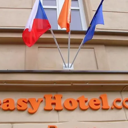 Le Petit 3* Praag