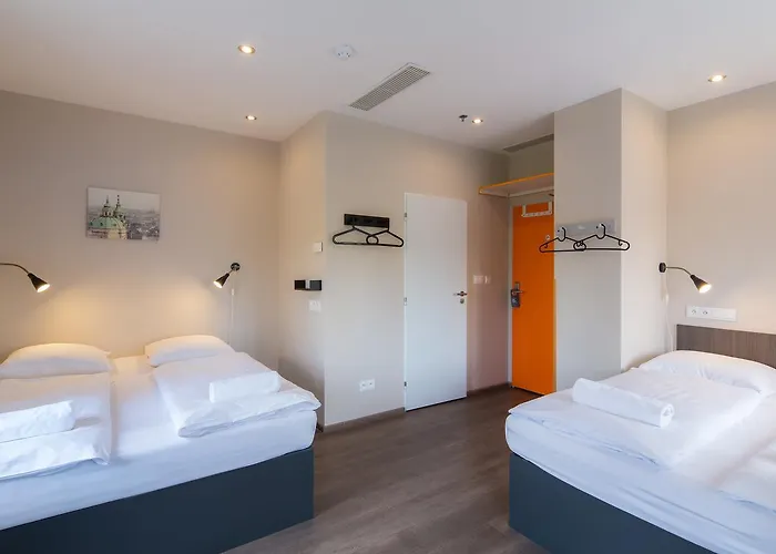 Le Petit Hotel 3*