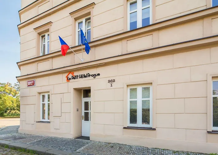 Le Petit 3* Prague