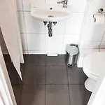 Le Petit Hotel