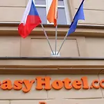 Le Petit 3* Prague