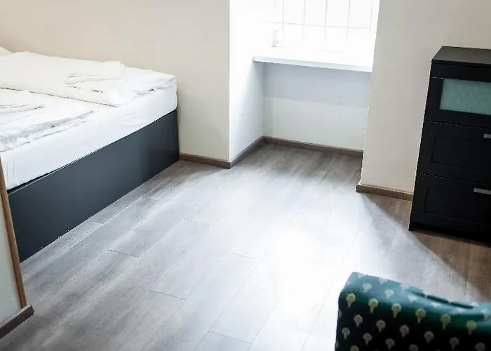 Le Petit Hotel
