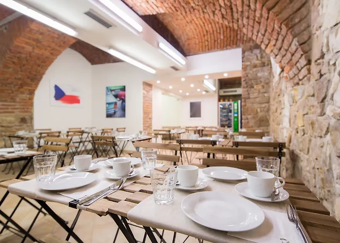 Le Petit Hotel